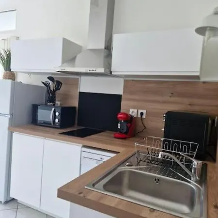 Διαμέρισμα Porte Oceane Spacieux Avec Parking Λα Ροσέλ